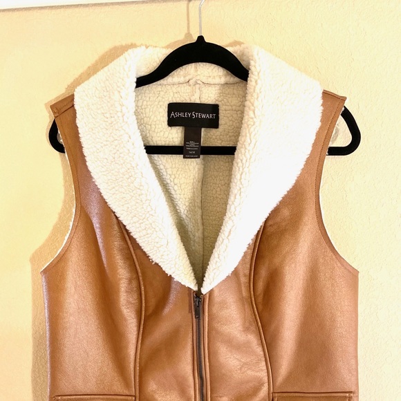 Ashley Stewart Faux Leather Faux Sherpa Vest - Picture 6 of 6